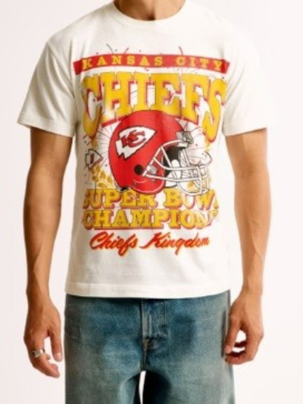 Men's Size Small NFL by Abercrombie Kansas City Chiefs Graphic Tee, 100% Cotton